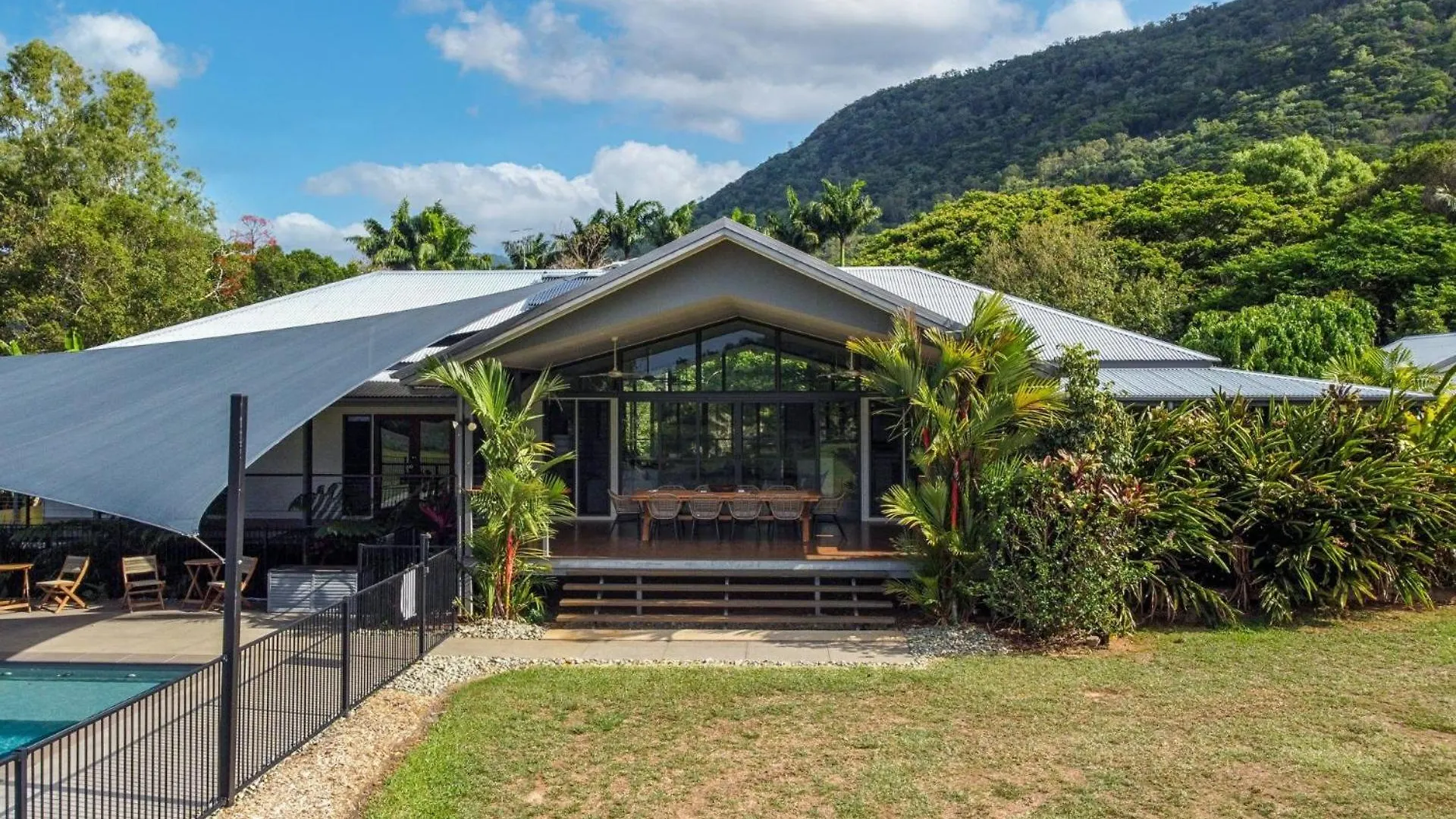 Port Douglas Valley Magic Mowbray بيت للعطل