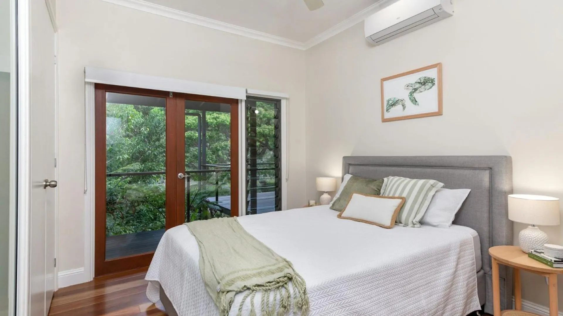Contatti di Port Douglas Valley Magic